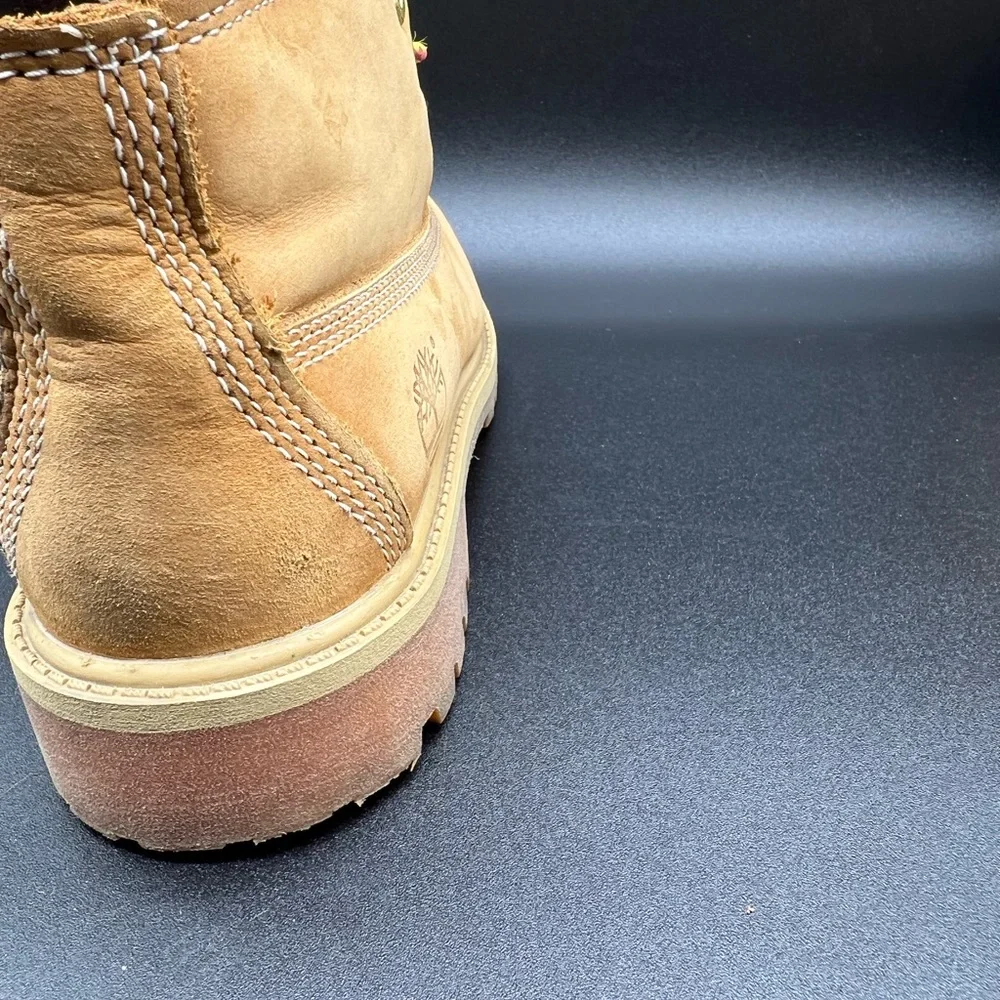 Timberland Premium Wheat Tan Boots Juniors/Kids Size 3.5 M  #12909 - Picture 9 of 11